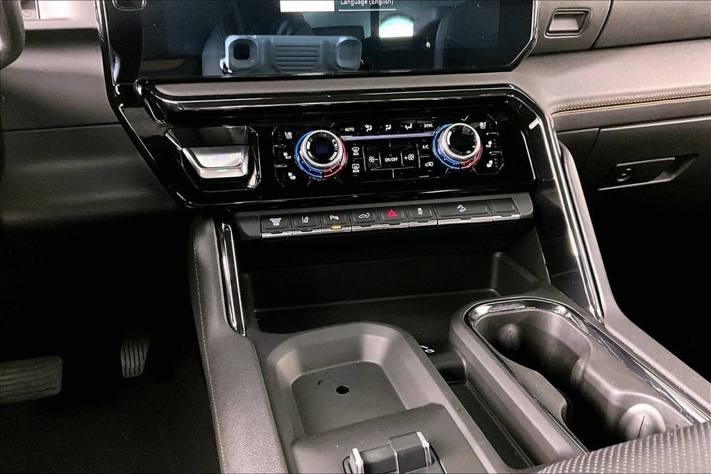 2024 GMC Sierra 2500HD AT4 - Photo 10