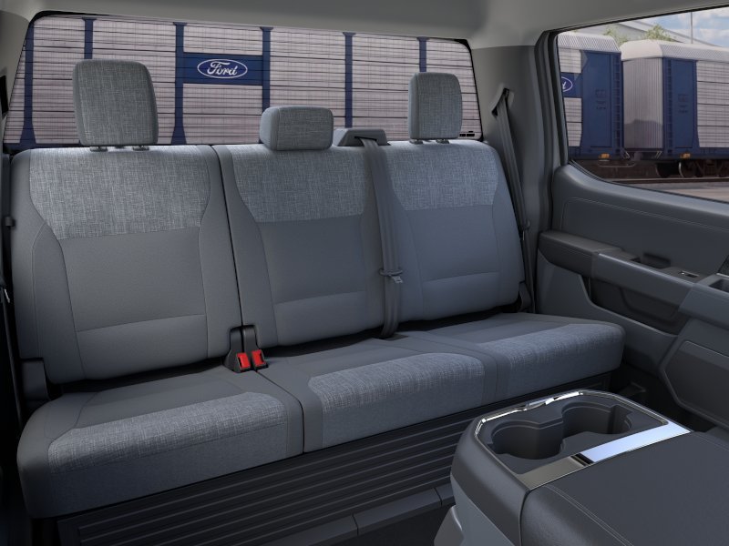 New 2026 Avalanche Ford F-350® XLT image 24