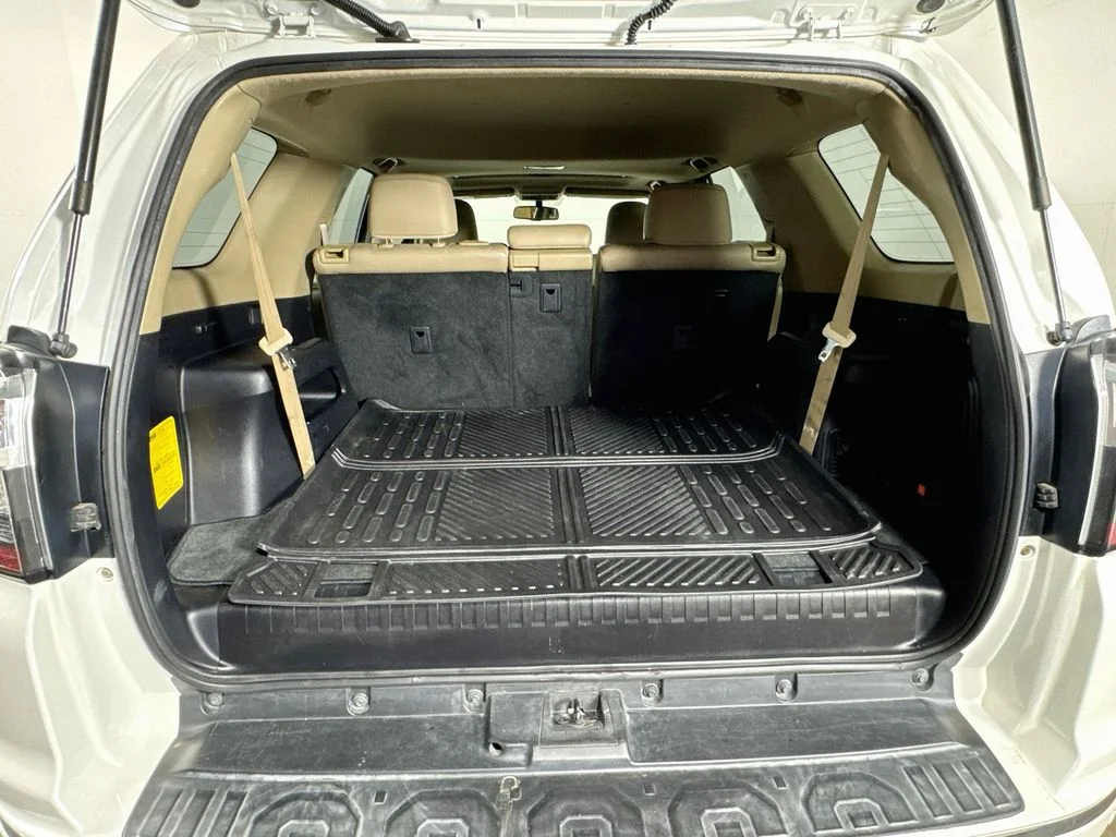 Used 2014 White Toyota Limited image 33