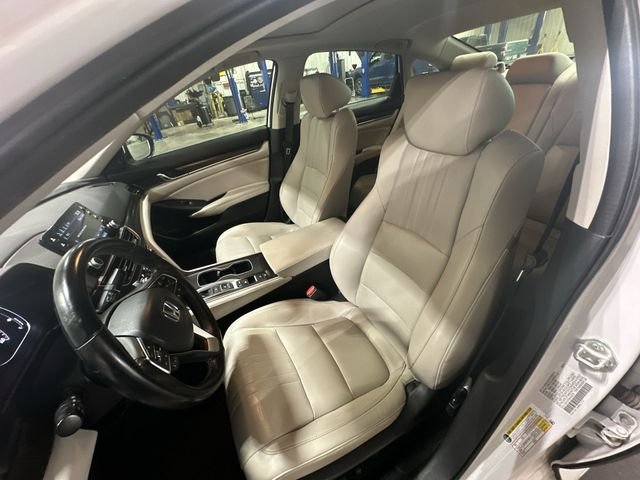 Certified Used 2022 White Honda Touring image 17