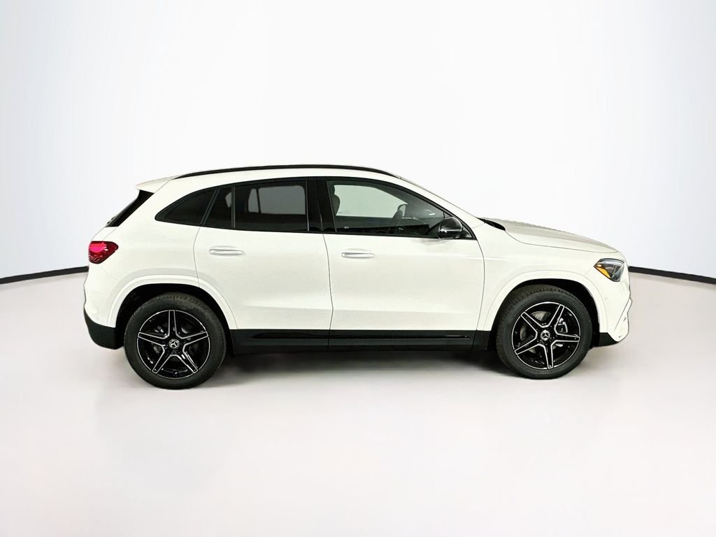 New 2026 Polar White Mercedes-Benz GLA 250 image 8