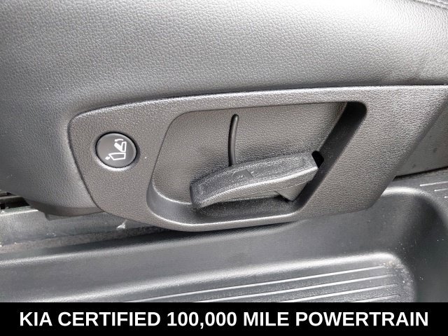 Used 2025 Black Kia SX X-Line image 25