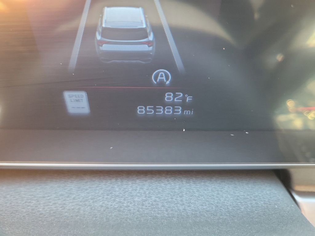 Used 2023 White Kia EX image 26