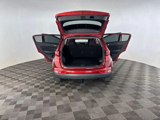 Used 2019 Red Kia LX image 18