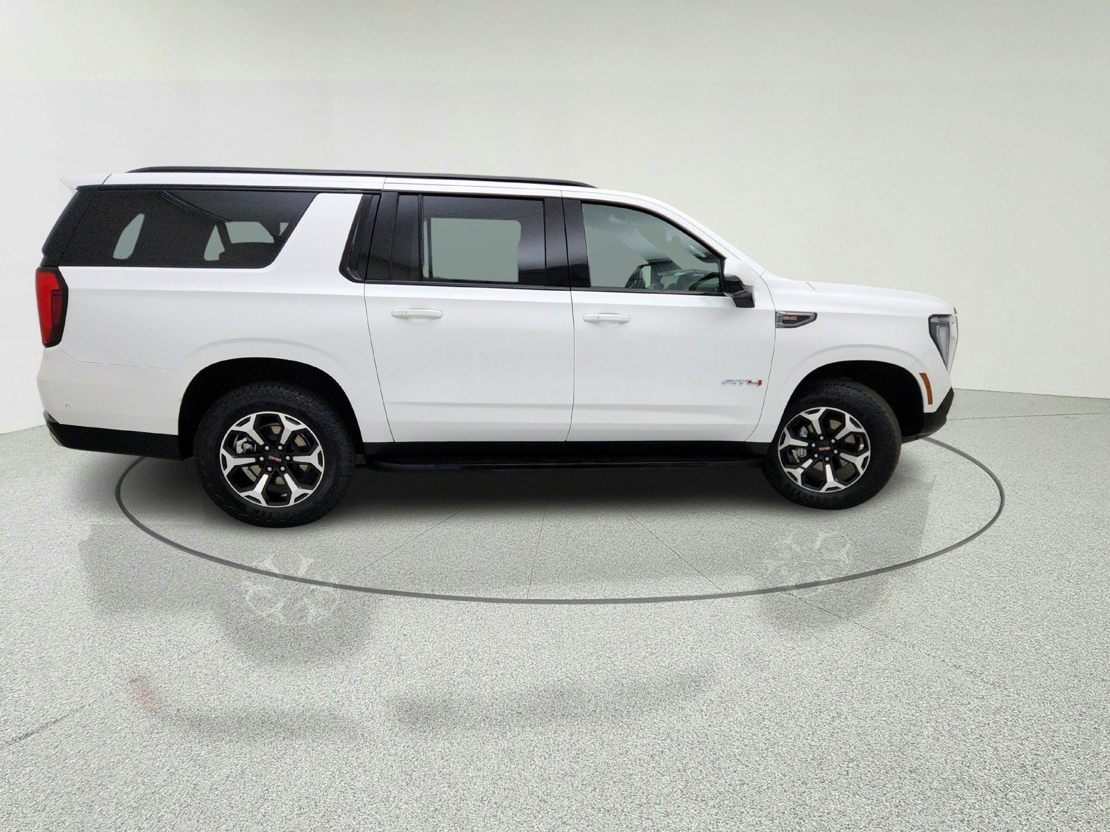 Used 2025 Summit White GMC AT4 image 7