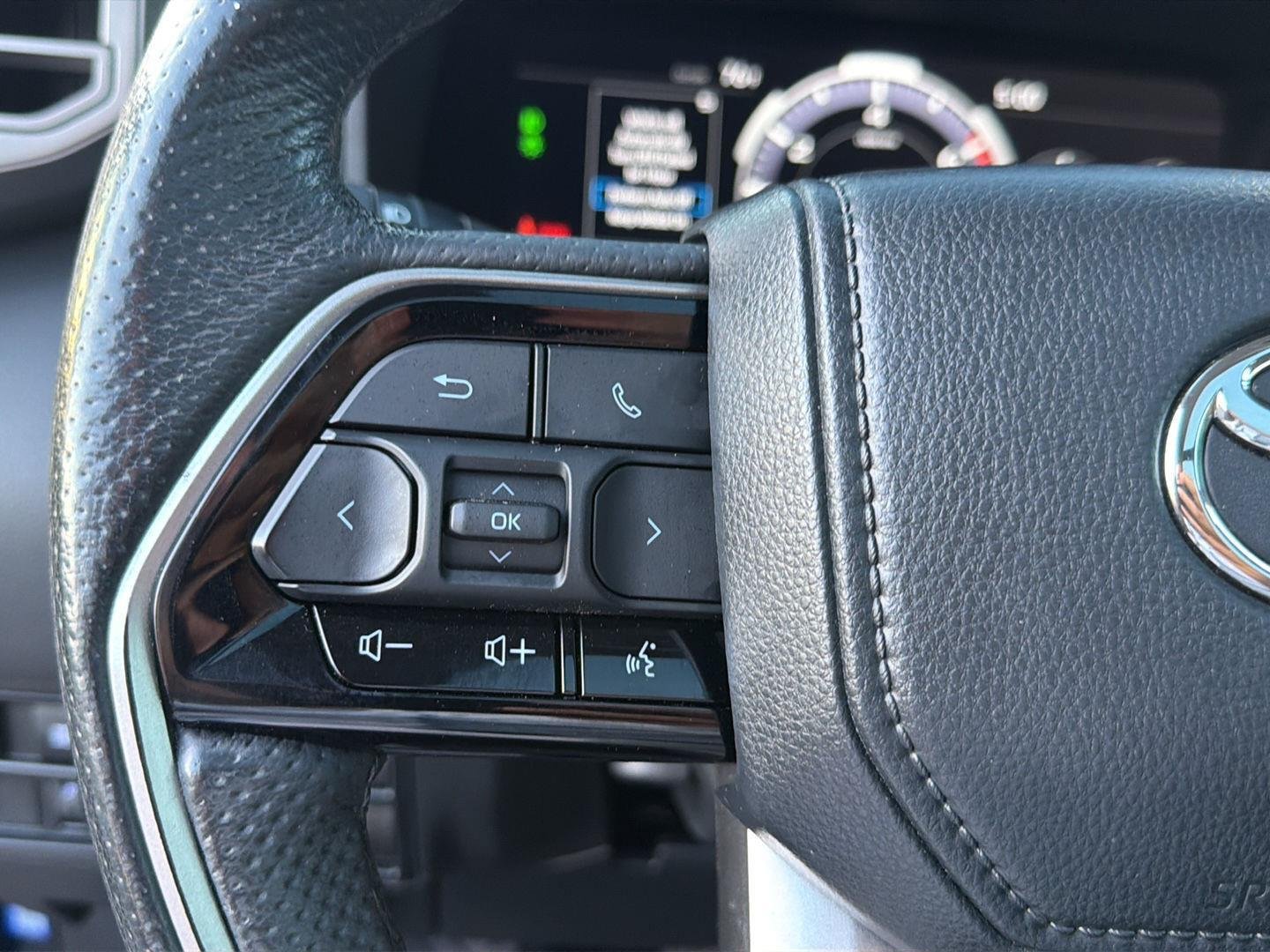 Used 2023 Blueprint Toyota Limited Hybrid image 21