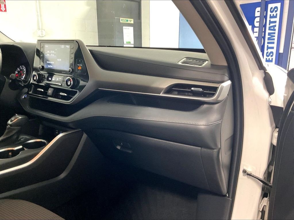 Used 2022 Beige Toyota LE image 13