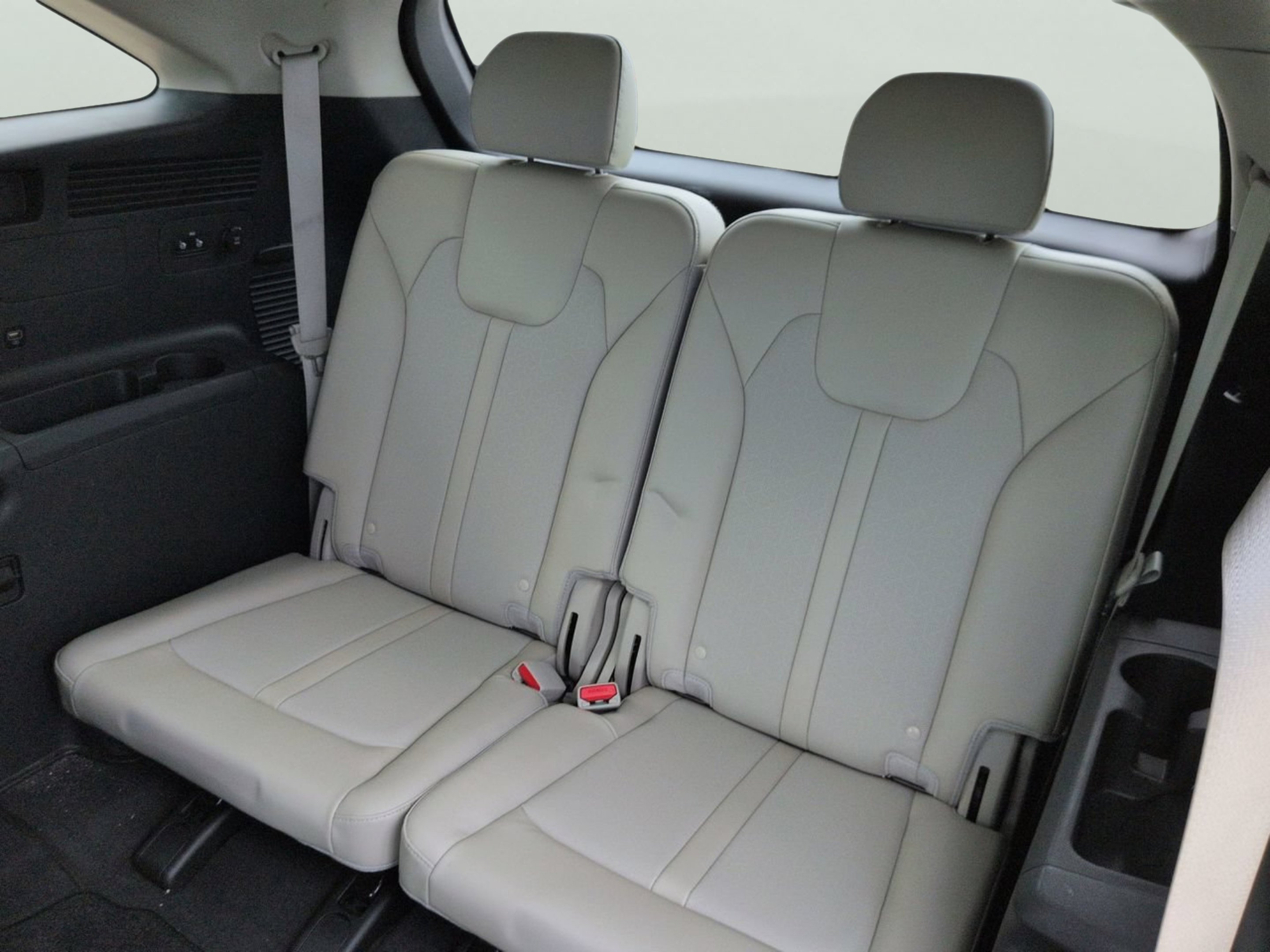 Certified Used 2023 Wolf Gray Kia SX image 12