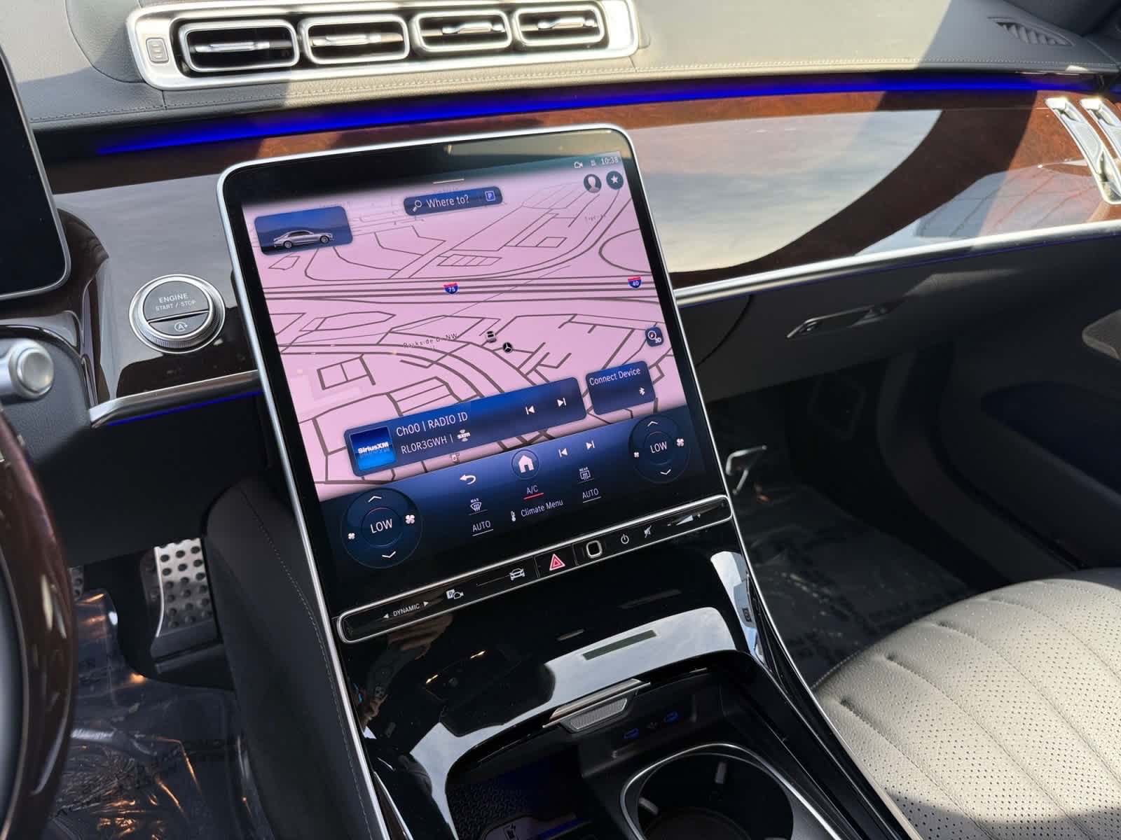 New 2026 MANUFAKTUR Moonlight White Metallic Mercedes-Benz S 500 image 17