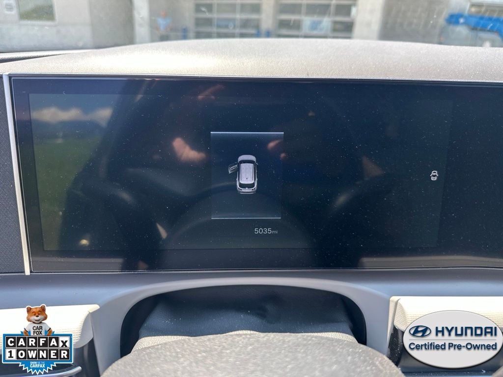 Certified Used 2025 Black Hyundai SEL image 9