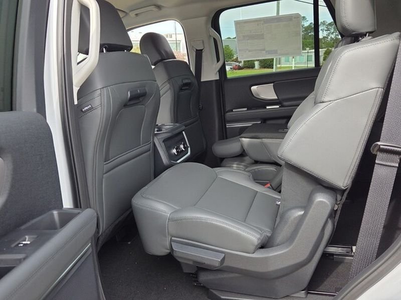 New 2026 Space Silver Metallic Ford Active image 7