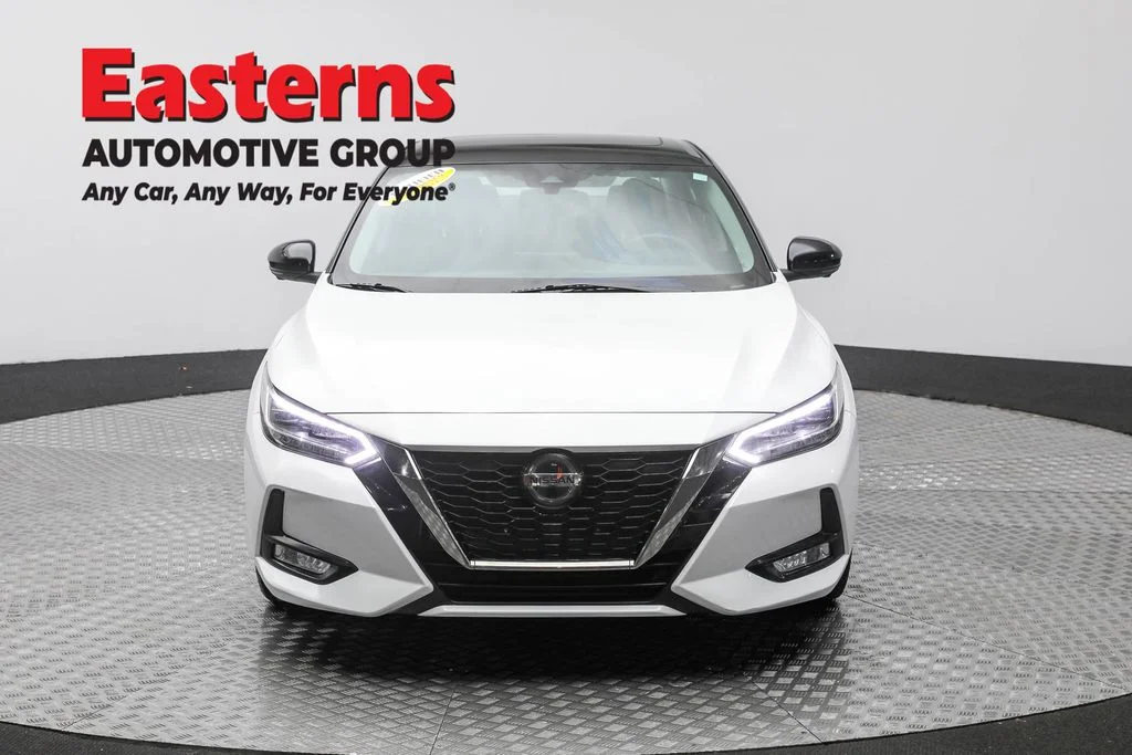 Used 2021 White Nissan SR image 2