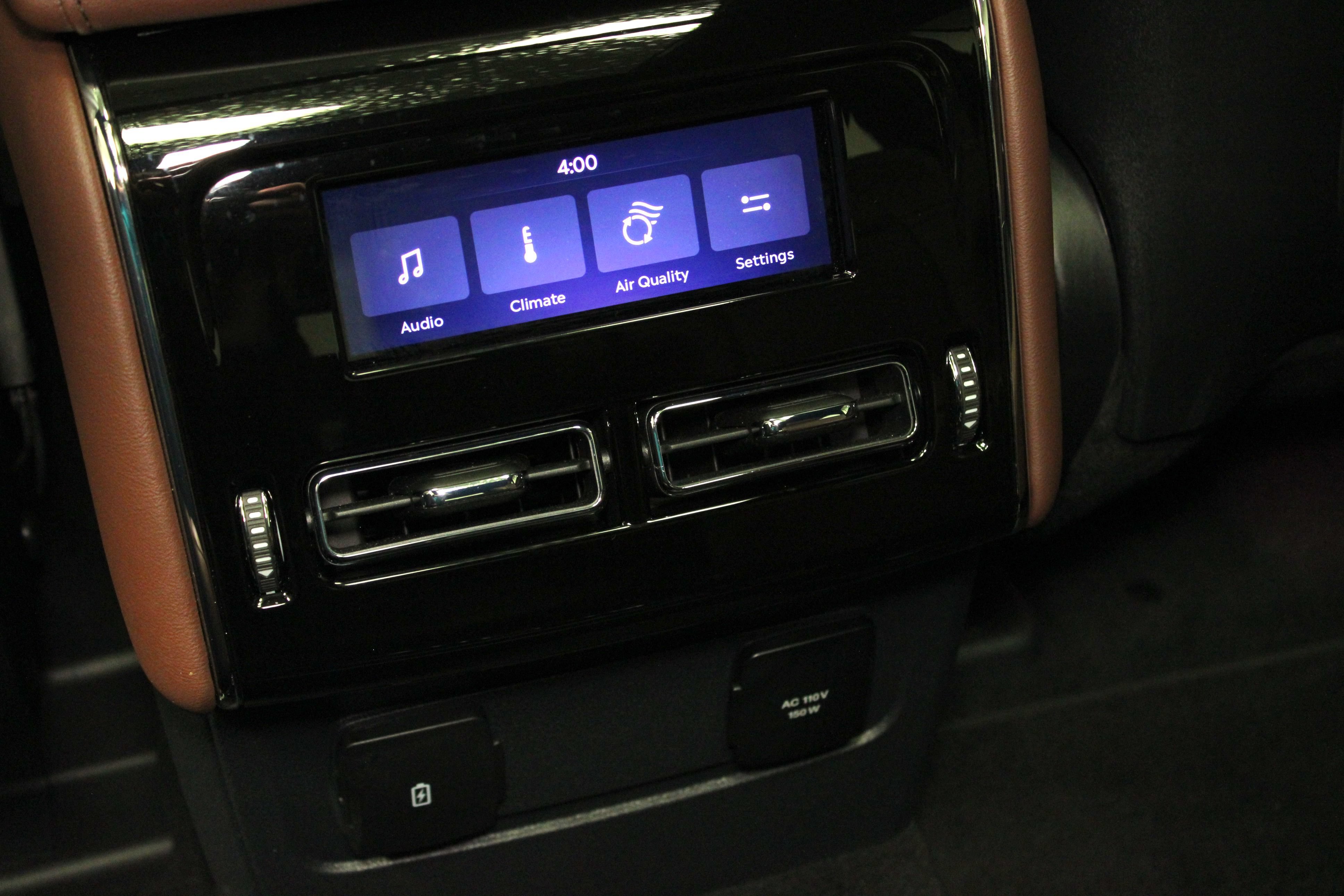 Used 2026 Black Metallic Lincoln Reserve image 17