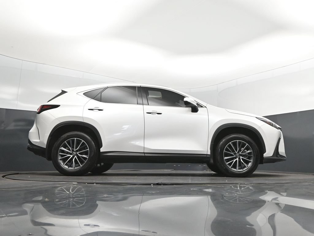 2025 Lexus NX 350 - Photo 43