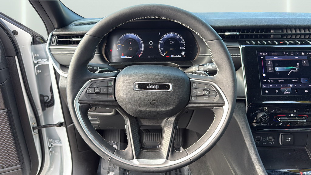 Used 2025 White Jeep Altitude X image 22