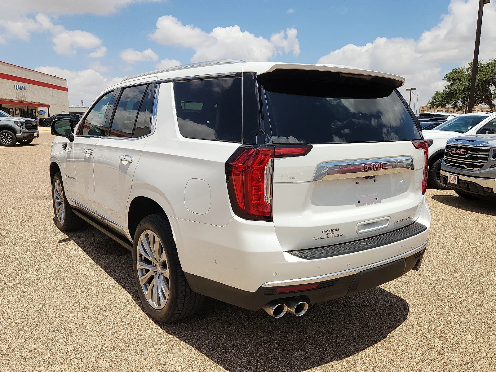 Used 2024 White GMC Denali image 3