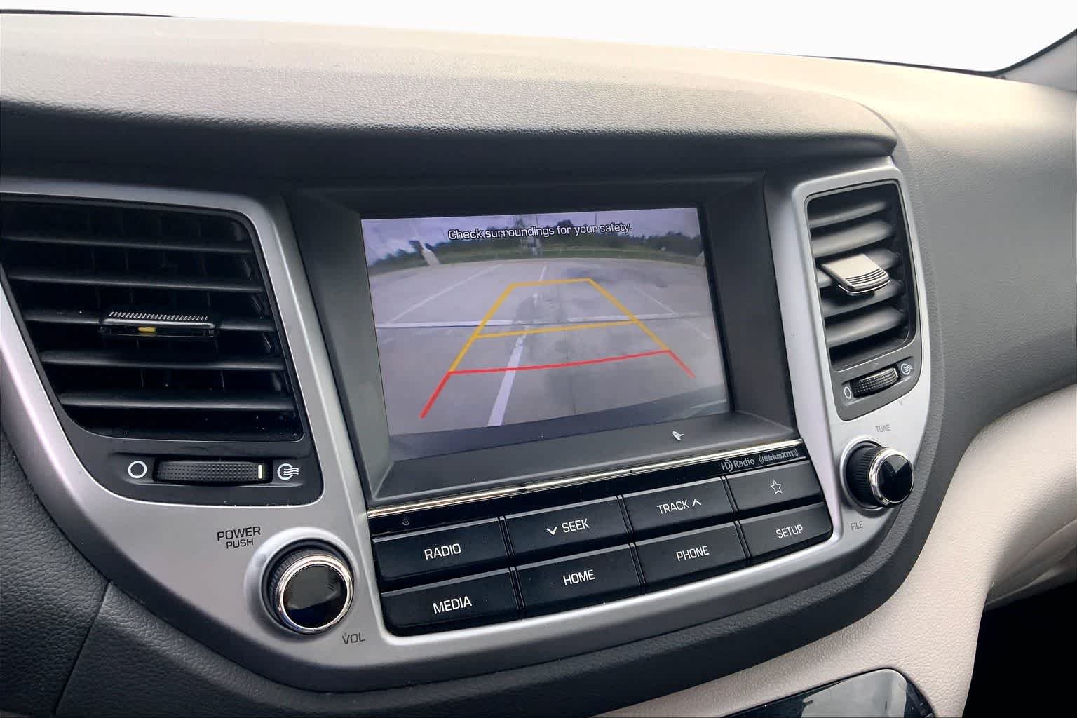 Used 2018 Coliseum Gray Hyundai SEL image 23