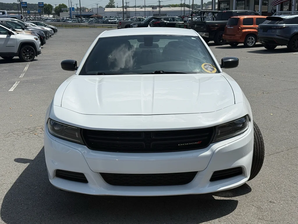 Used 2023 White Knuckle Clearcoat Dodge SXT image 2