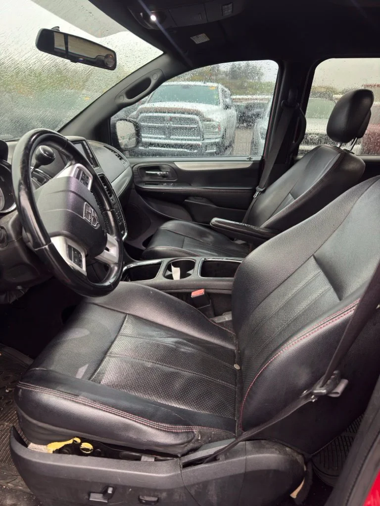 Used 2015 Red Dodge R/T image 11