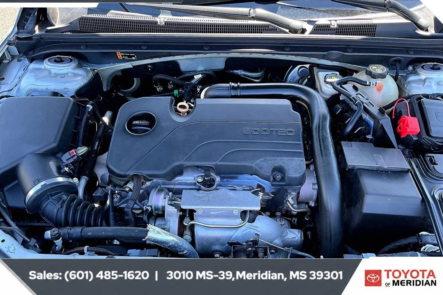 Used 2020 Silver Ice Metallic Chevrolet LT image 8