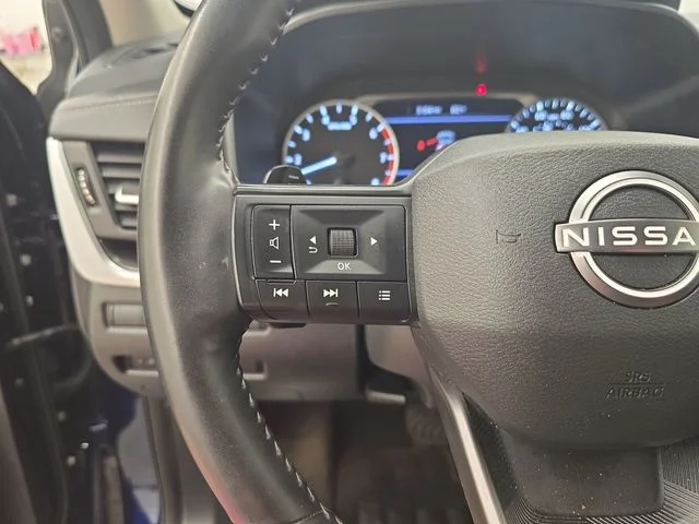 Used 2025 Deep Ocean Blue Nissan SV image 29