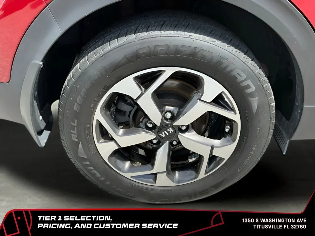 Used 2022 Red Kia LX image 22