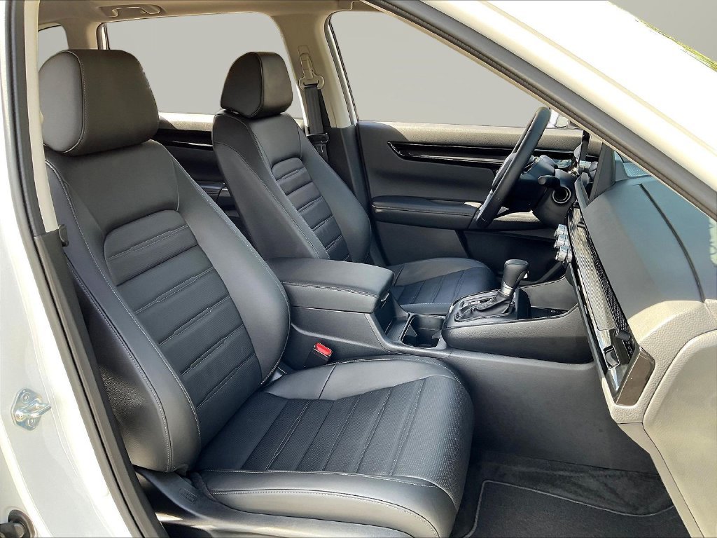 Used 2026 White Honda EX-L image 30