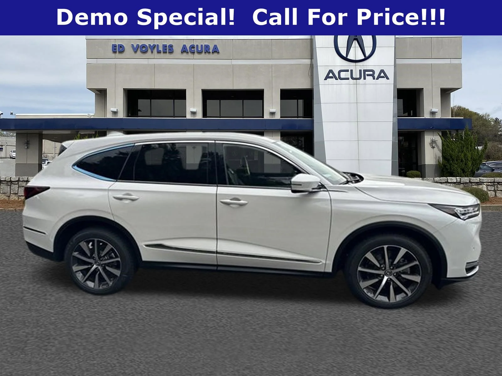 Used 2026 Platinum White Pearl Acura with Technology Package image 32