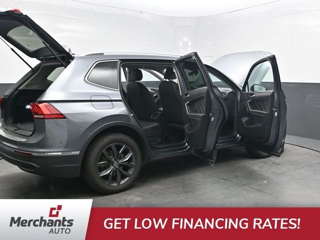 Used 2023 White Volkswagen 2.0T SE image 49