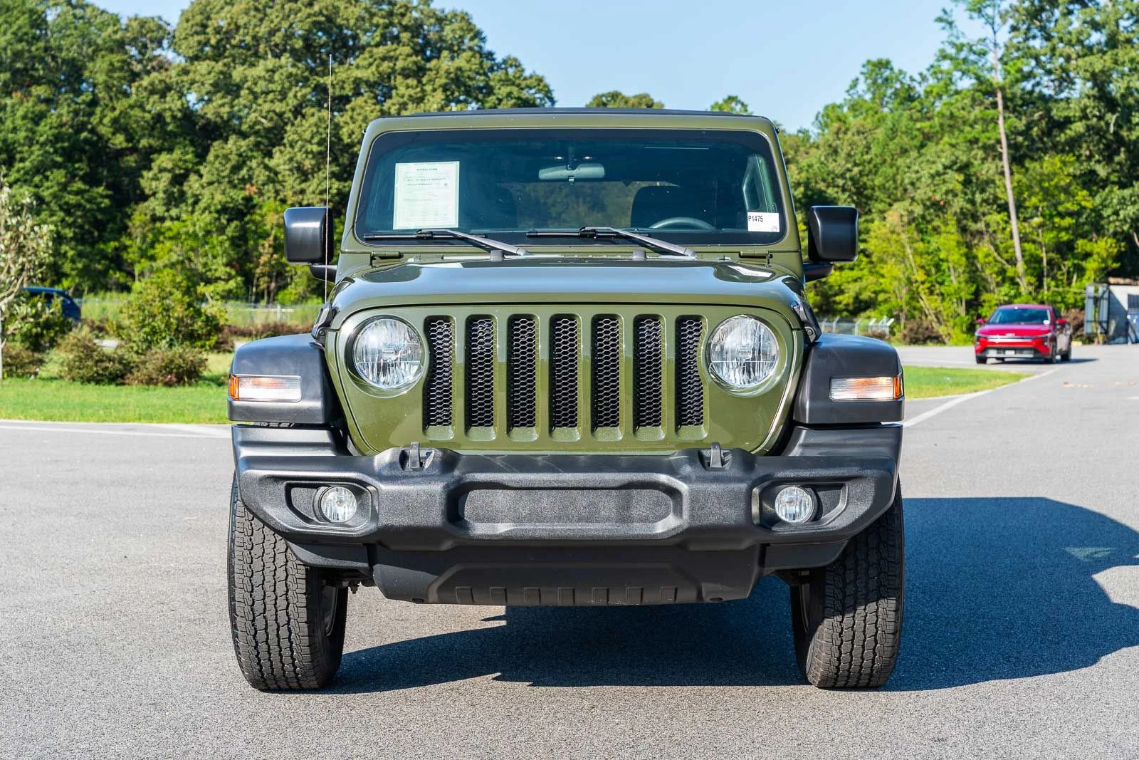 Used 2023 Green Jeep Sport S image 1