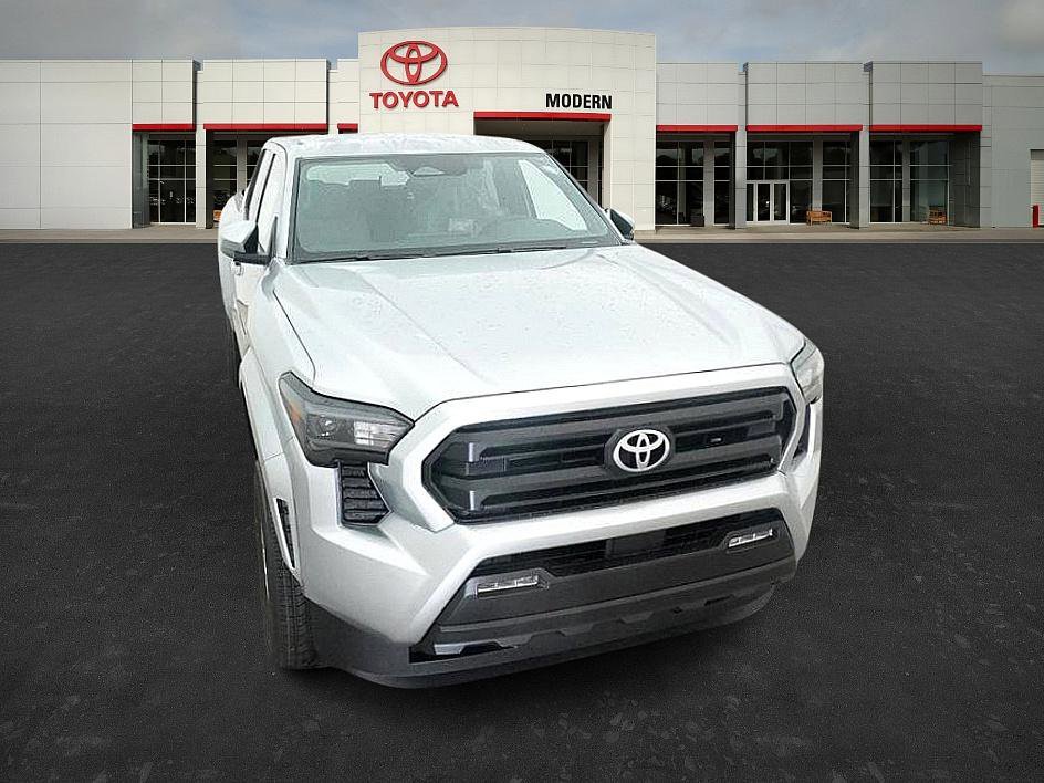 2025 Toyota Tacoma SR5 - Photo 32