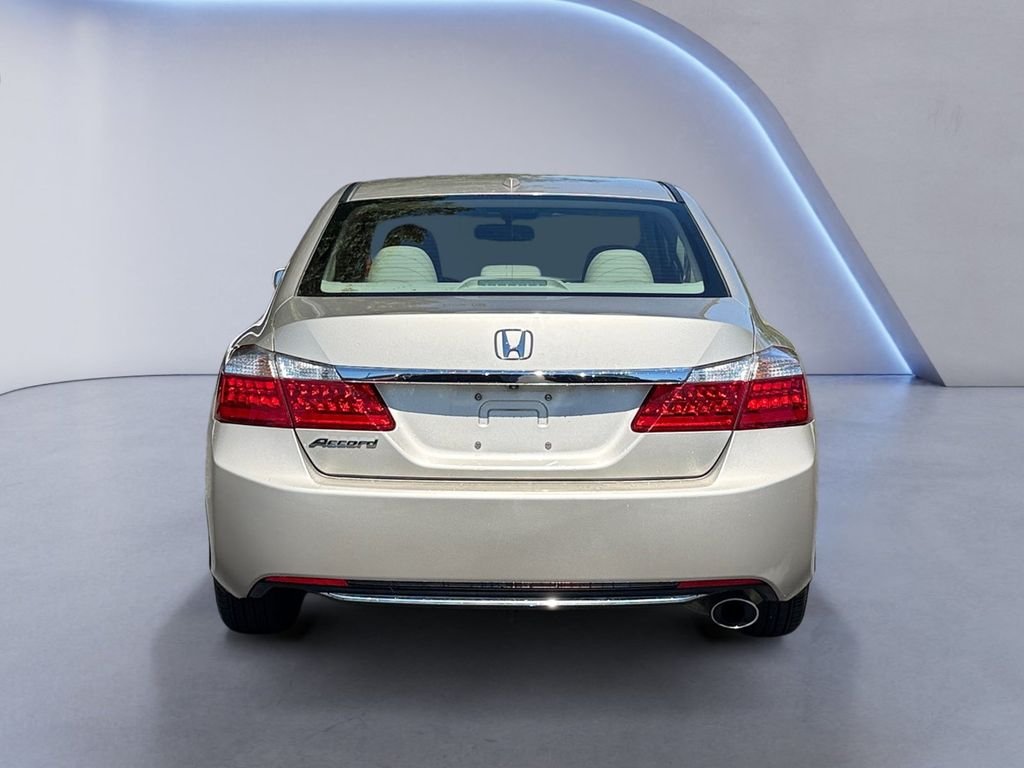 Used 2015 Gold Honda EX-L image 4