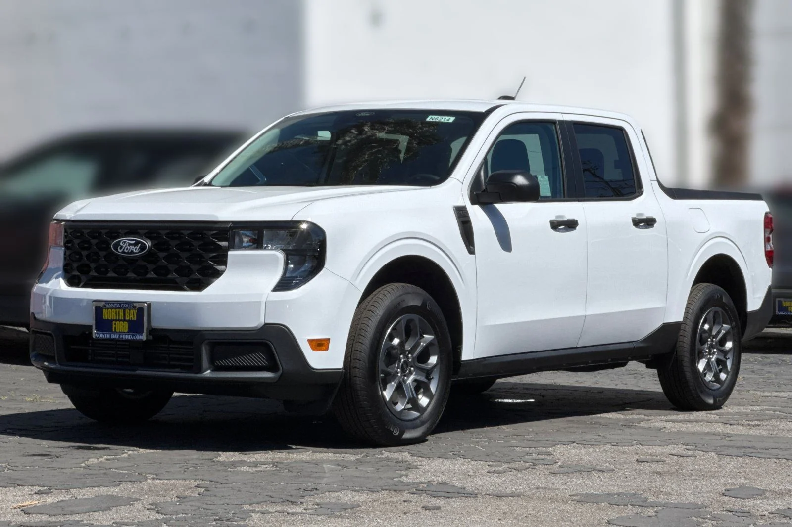 New 2026 Oxford White Ford XLT image 8