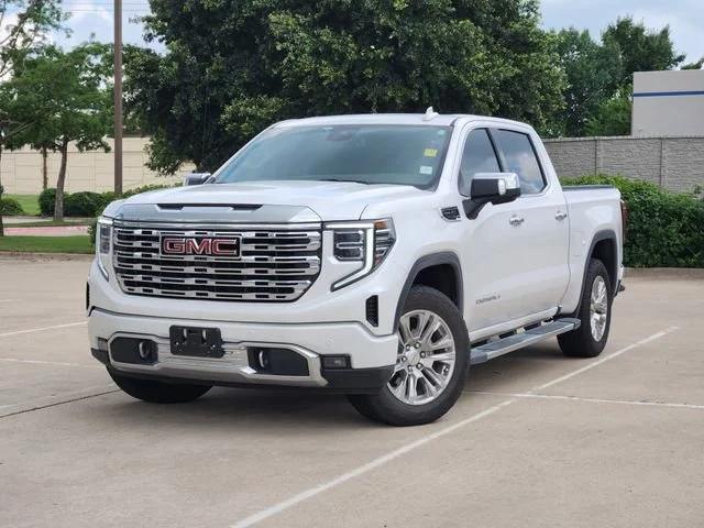 2024 GMC Sierra 4WD Crew Cab Short Box Denali's photo