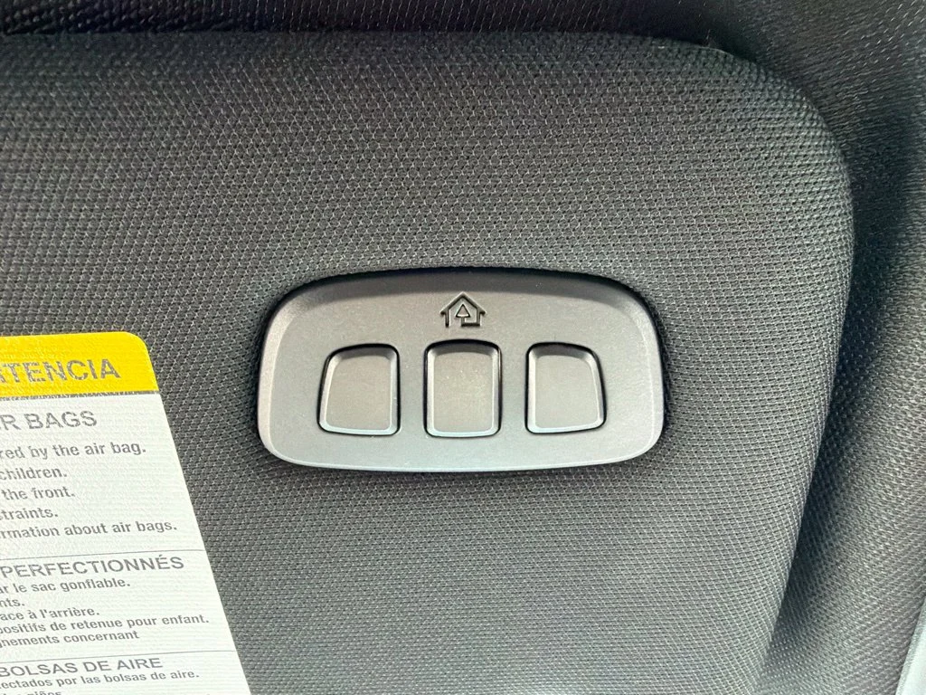 2026 Ford Explorer ST-Line - Photo 40