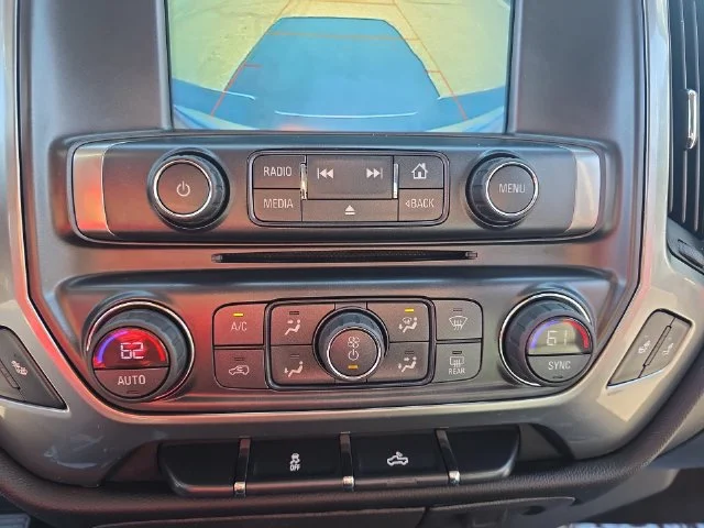 Used 2018 Red Chevrolet LT image 25