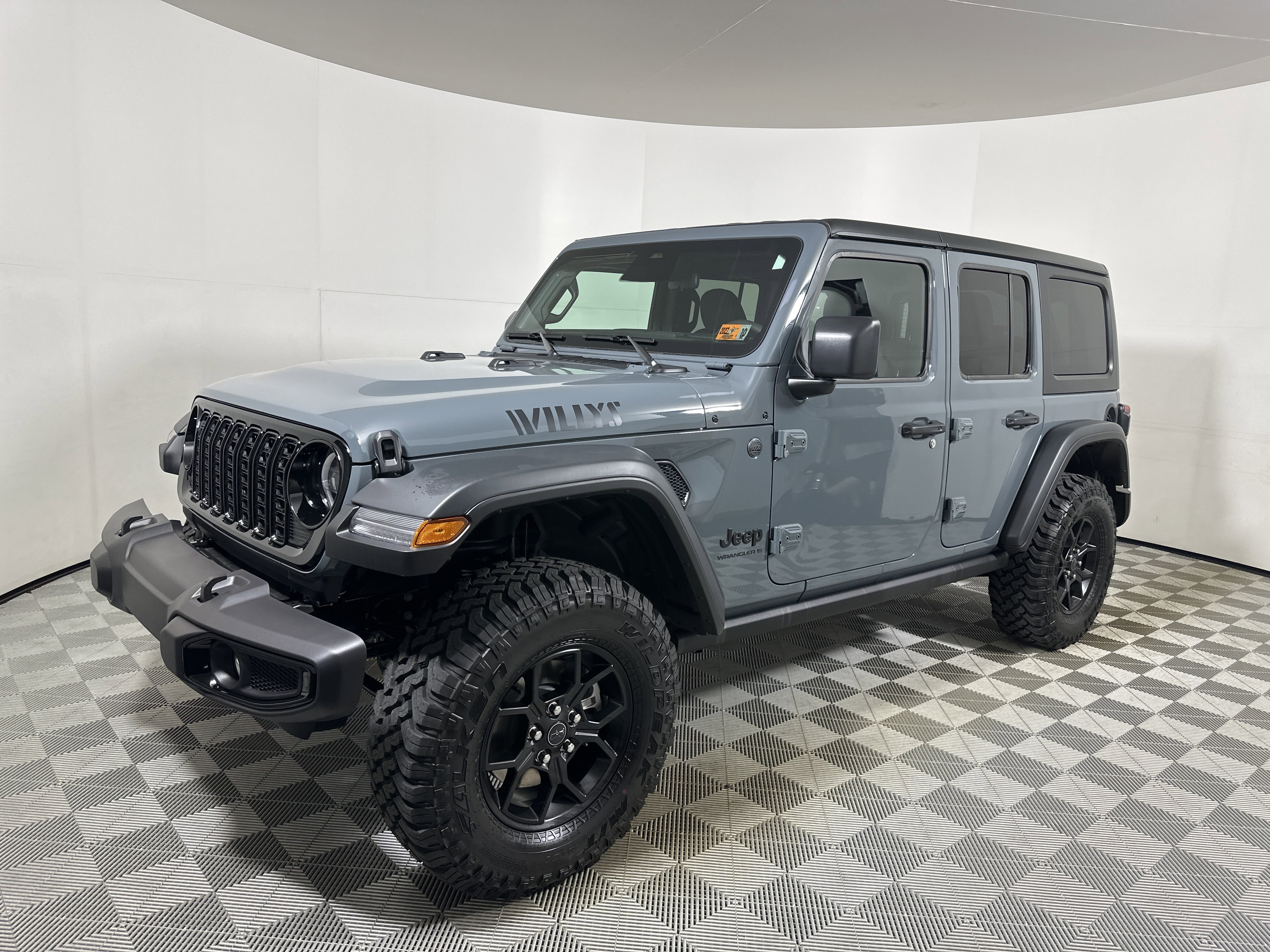 2026 Jeep Wrangler 4-Door Willys - Photo 3