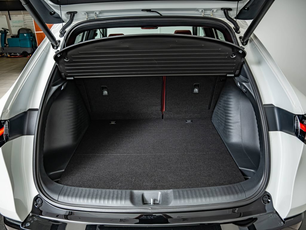 New 2026 Platinum White Pearl Acura A-Spec Package image 38