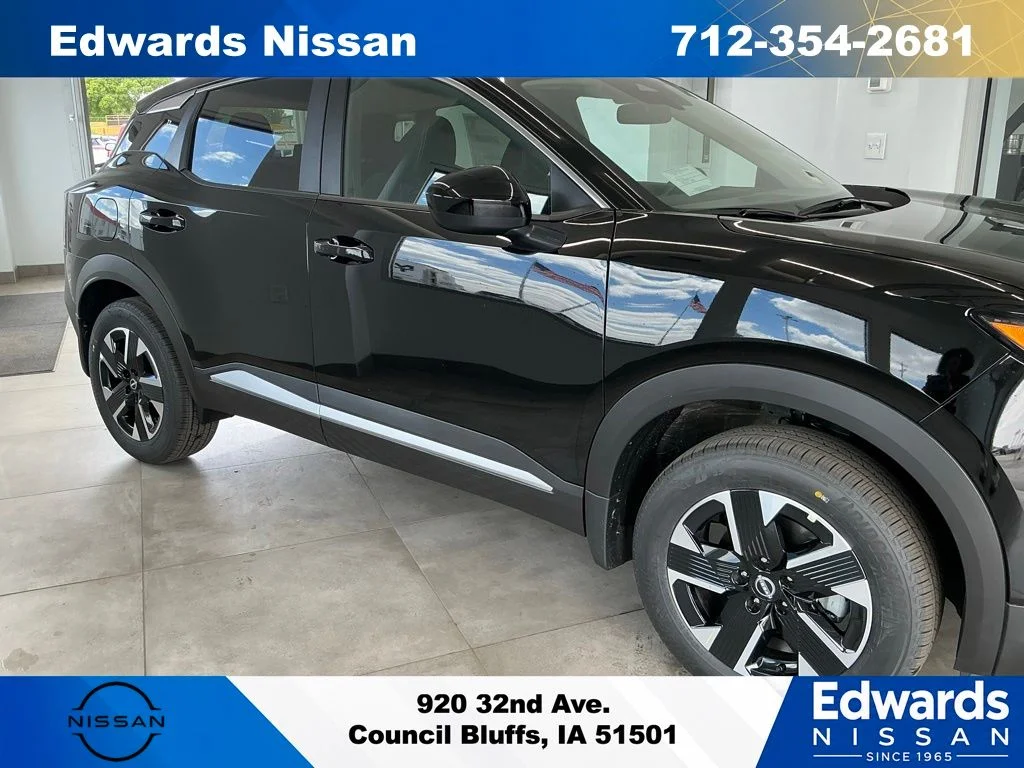 2026 Nissan Kicks 2.0 SV AWD's photo