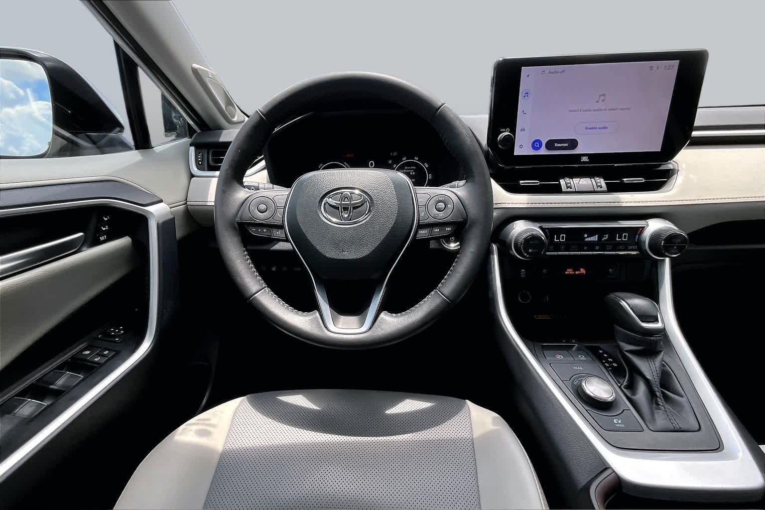 Used 2024 Wind Chill Pearl Toyota Hybrid Limited image 6