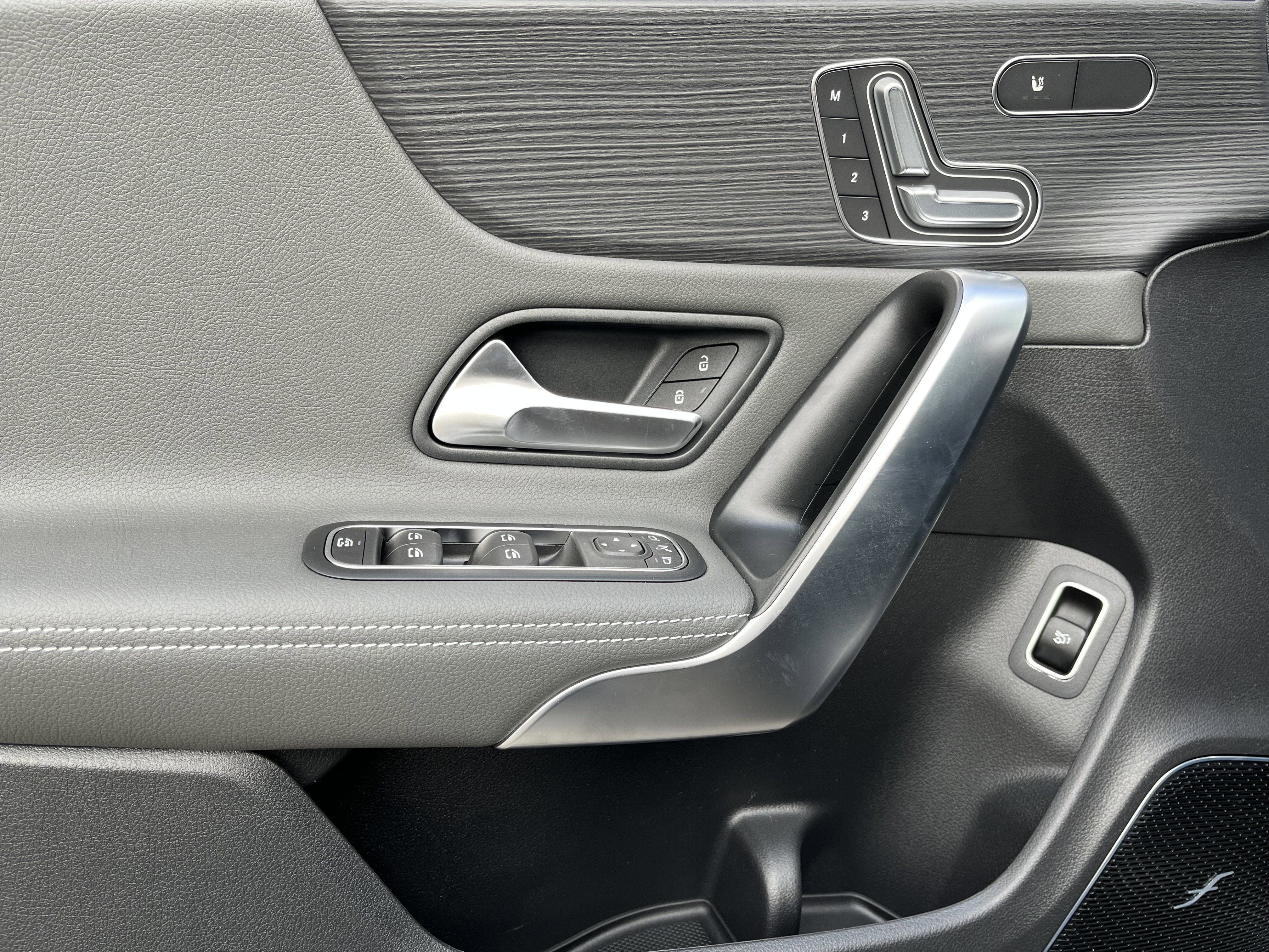 New 2026 Cosmos Black Metallic Mercedes-Benz CLA 250 image 13