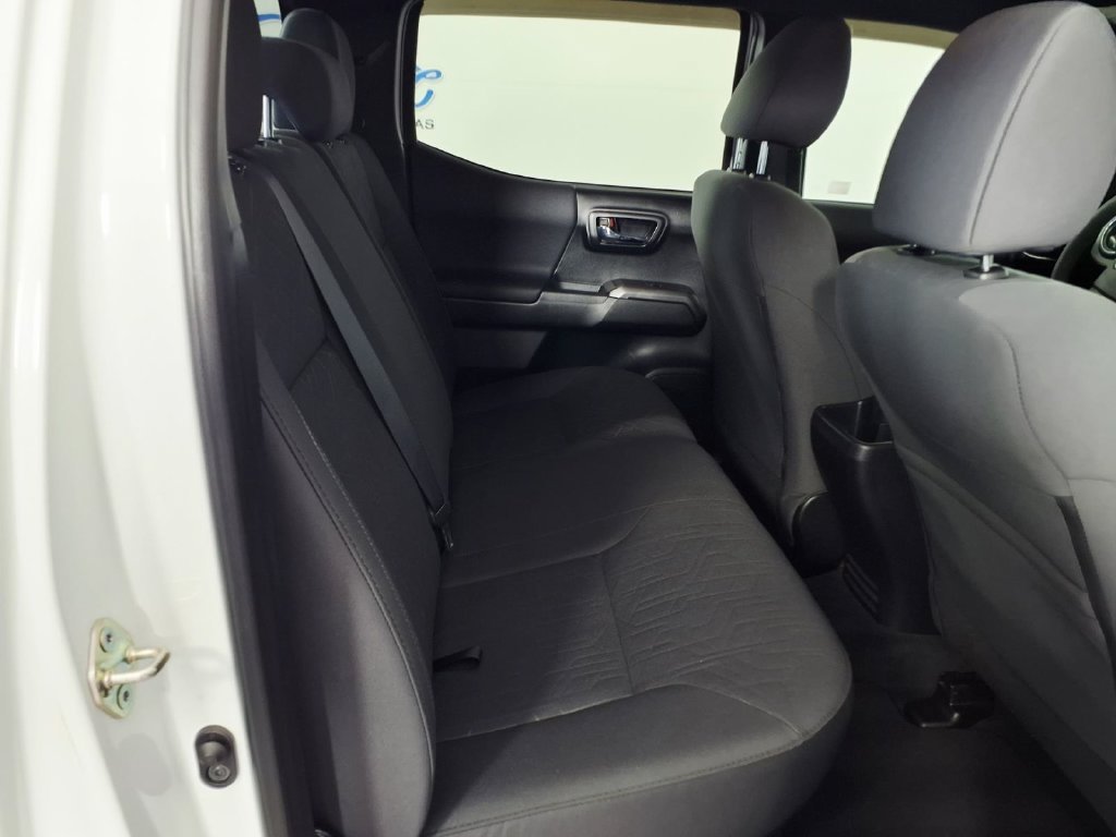 Used 2017 Super White Toyota SR5 image 11