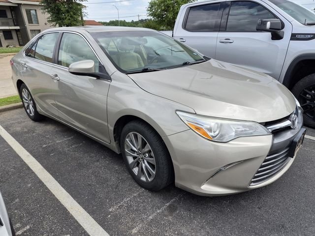 2016 Toyota Camry XLE