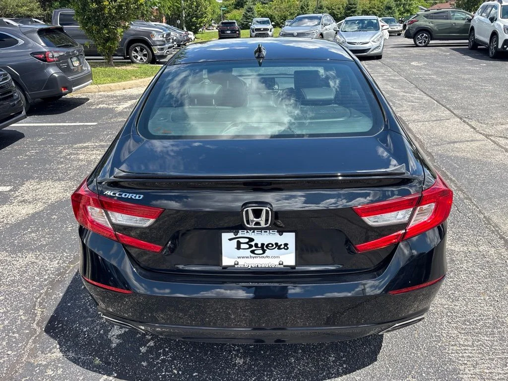 Used 2022 Black Honda Sport image 4