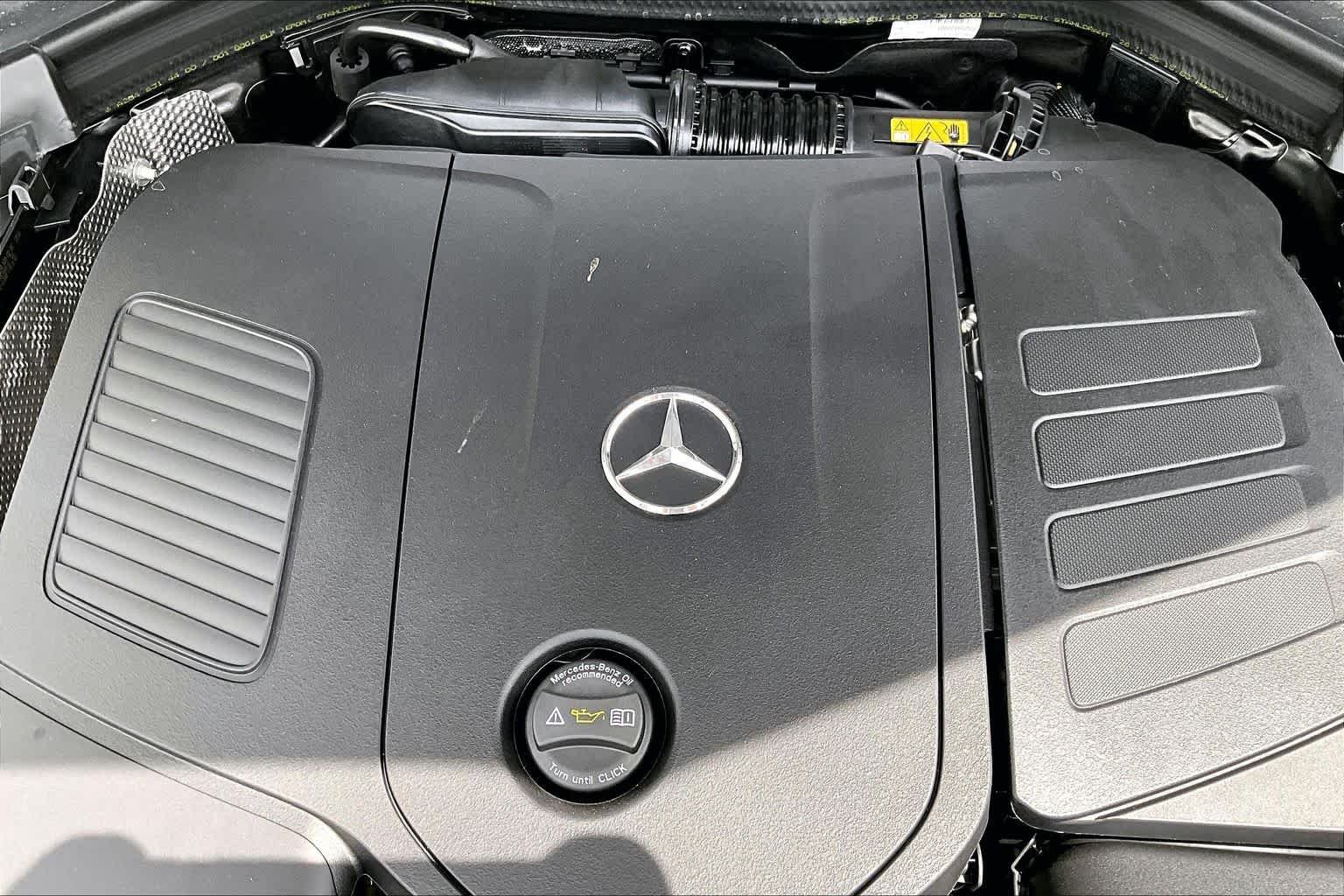 New 2026 MANUFAKTUR Alpine Grey Mercedes-Benz GLC 300 image 19