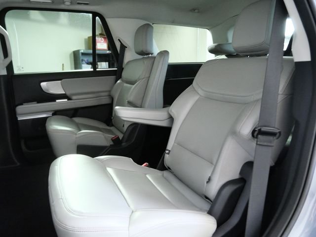 Certified Used 2025 Gray Ford Active image 14