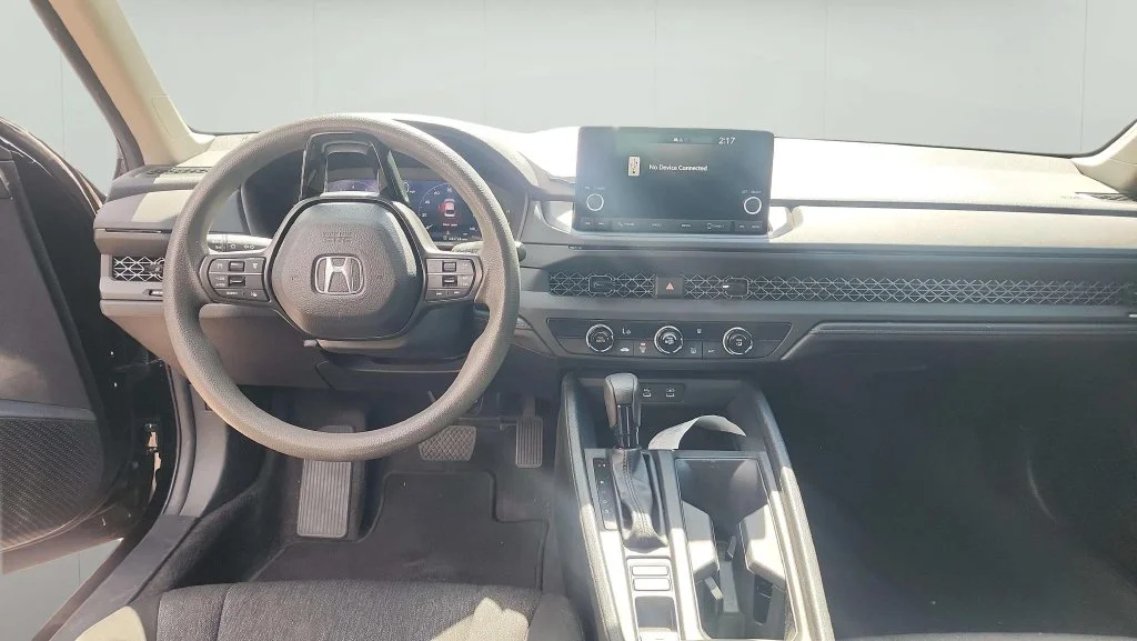 Used 2023 Black Honda LX image 11