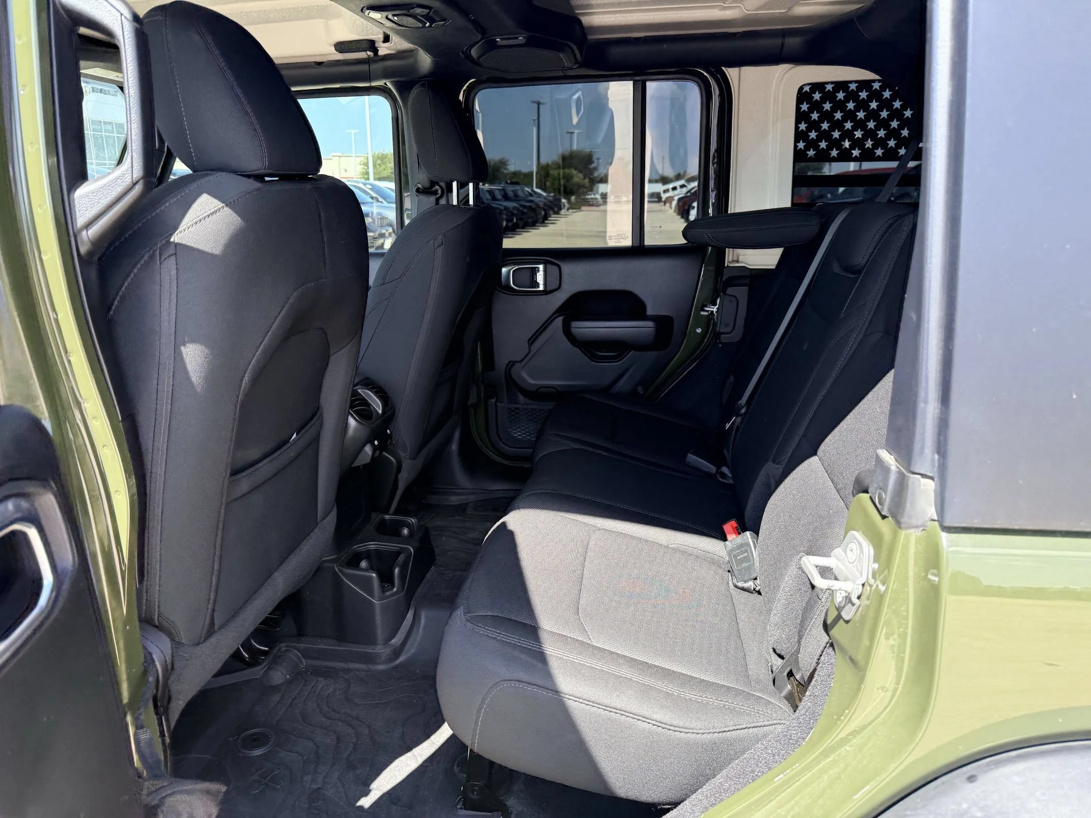 Used 2022 Green Jeep Unlimited Willys image 9