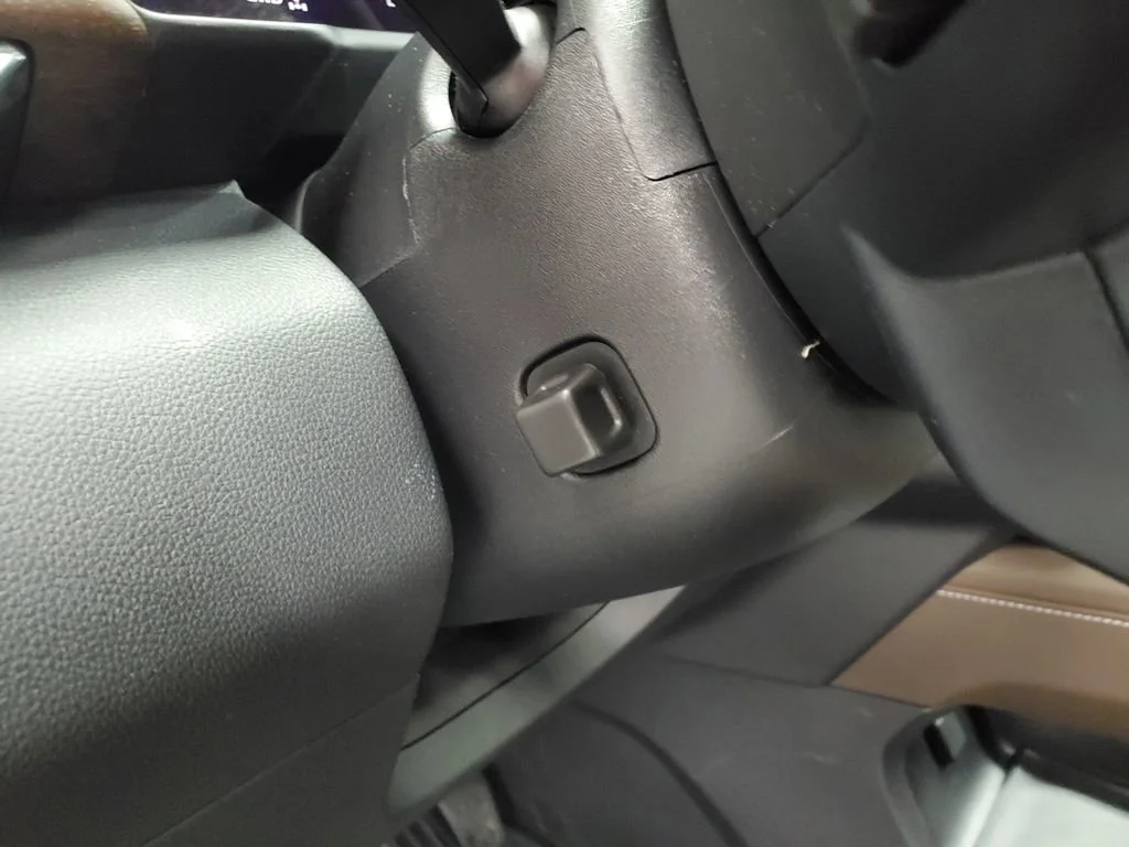 2026 GMC Acadia Denali Ultimate - Photo 14