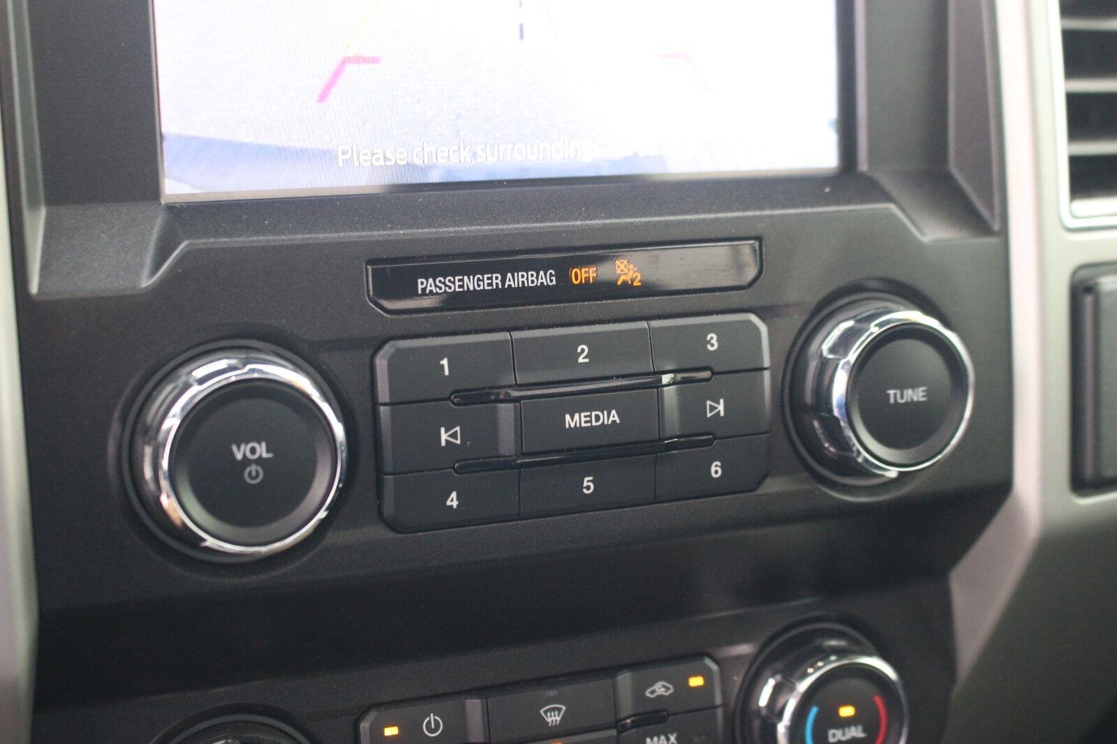 Used 2020 Black Ford XL image 27